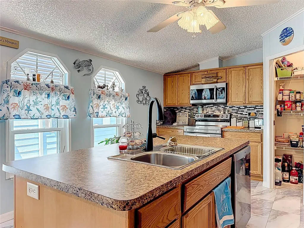 2523 Karen Drive Mount Dora FL 32757