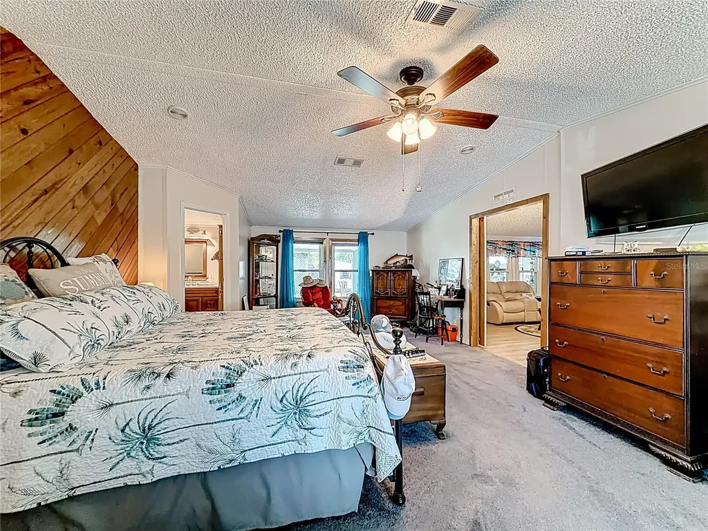2523 Karen Drive Mount Dora FL 32757