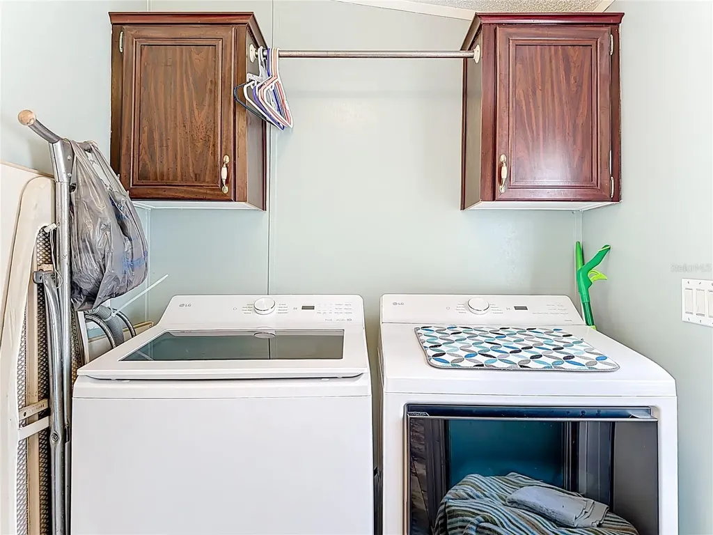 2523 Karen Drive Mount Dora FL 32757