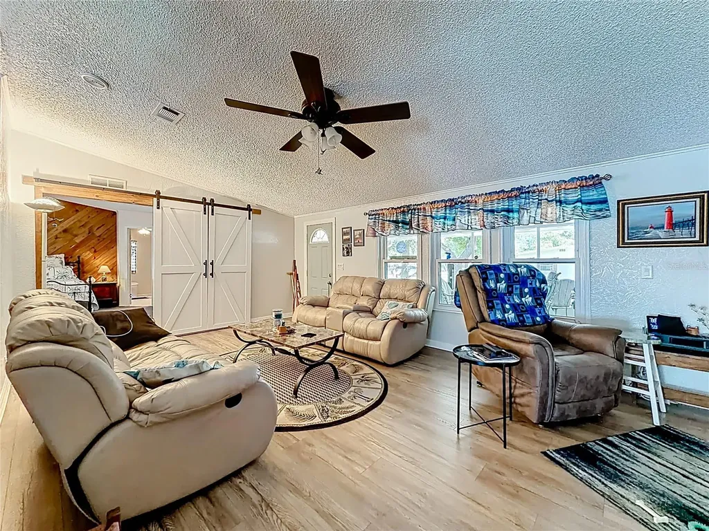 2523 Karen Drive Mount Dora FL 32757