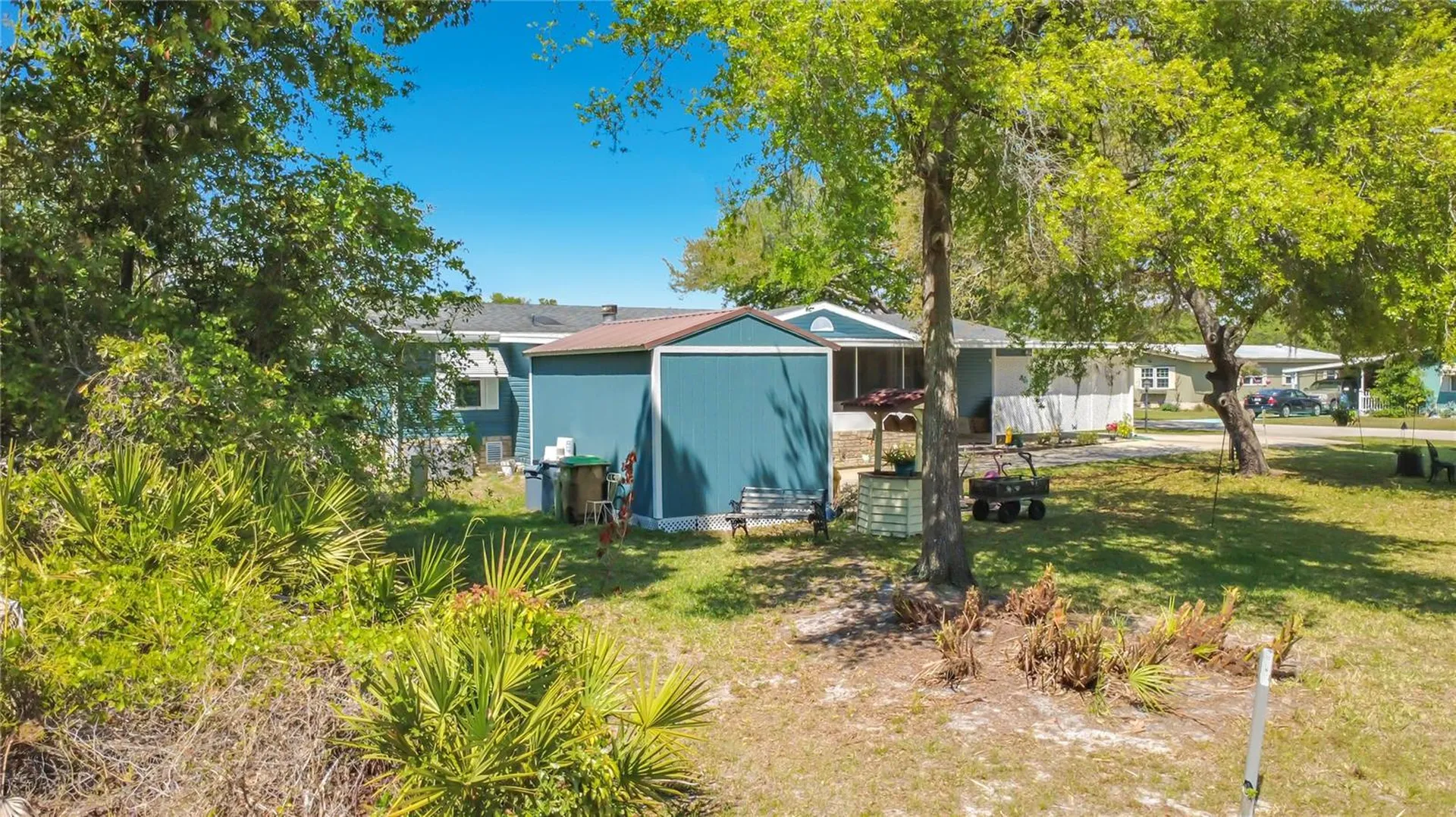 2523 Karen Drive Mount Dora FL 32757