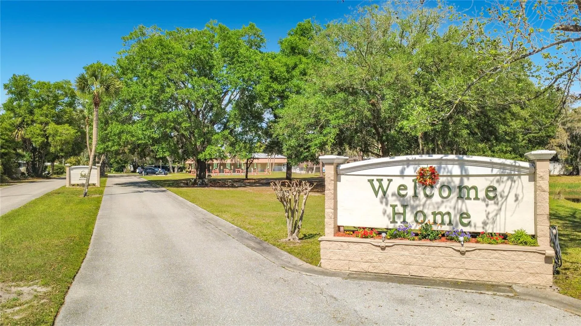 2523 Karen Drive Mount Dora FL 32757