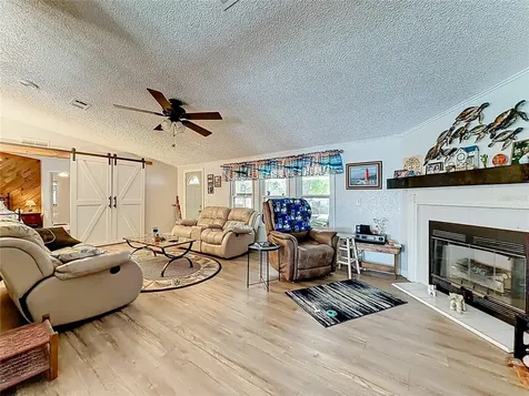 2523 Karen Drive Mount Dora FL 32757