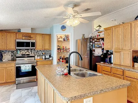 2523 Karen Drive Mount Dora FL 32757