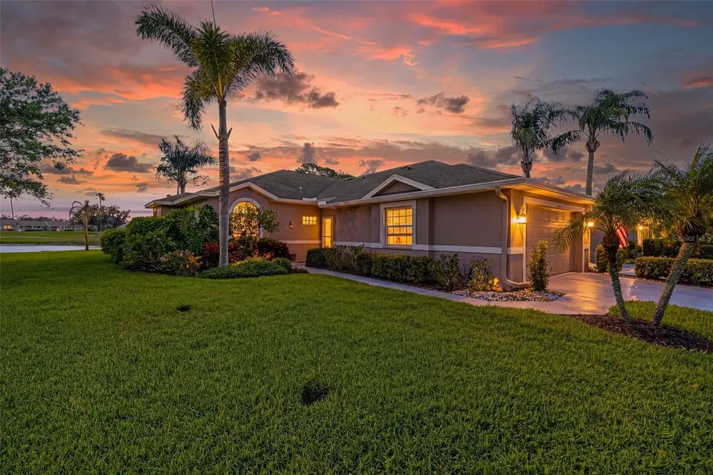 5300 Mahogany Run Avenue Sarasota FL 34241