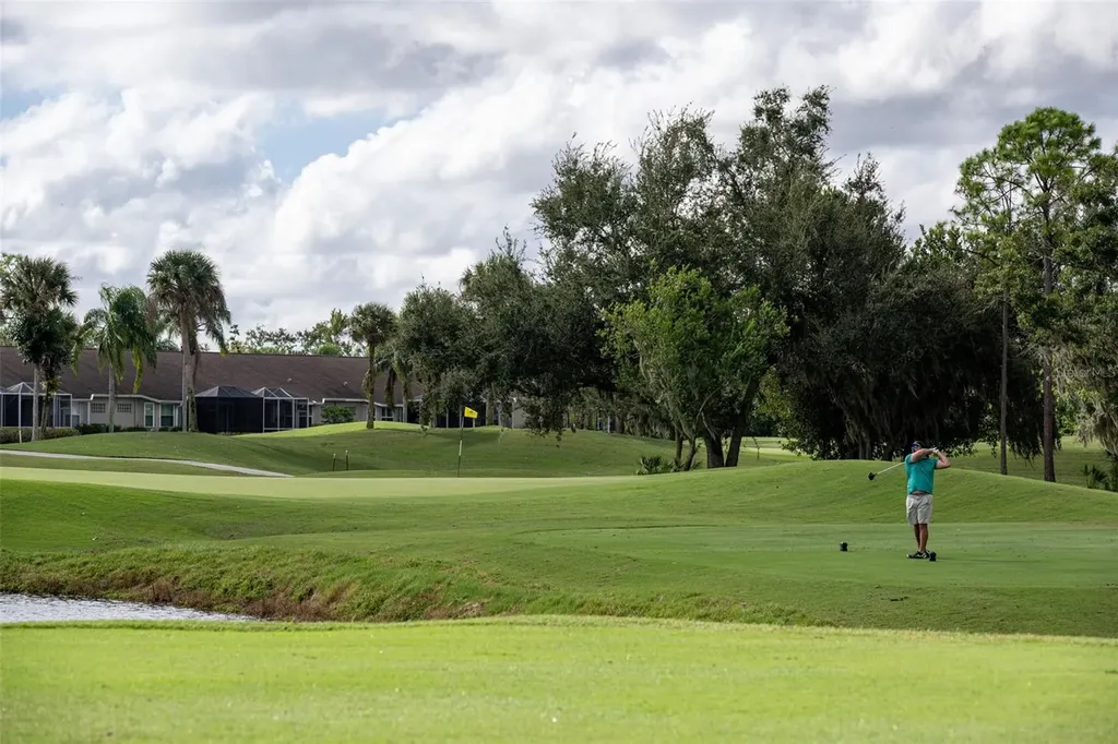 5300 Mahogany Run Avenue Sarasota FL 34241