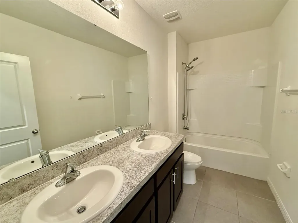 31000 Summer Sun Loop Wesley Chapel FL 33545