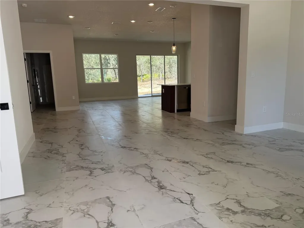 6636 N Varsity Avenue Dunnellon FL 34434