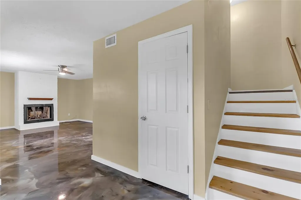 36 Springwood Square Port Orange FL 32129