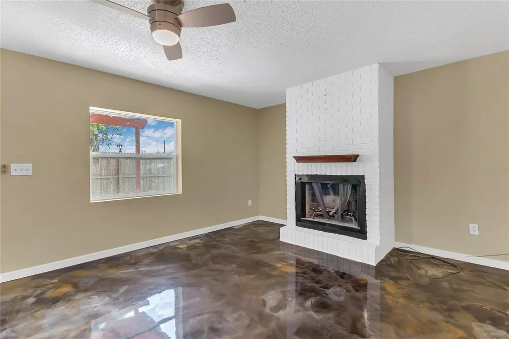 36 Springwood Square Port Orange FL 32129