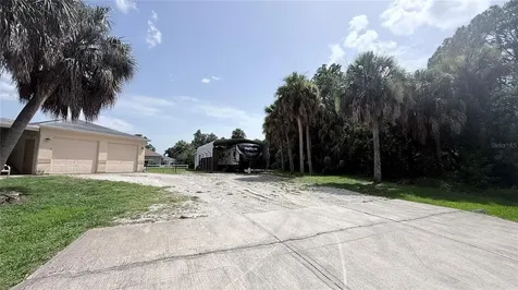 2613 Vizza Lane North Port FL 34286