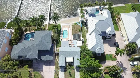 950 Weedon Drive NE St Petersburg FL 33702