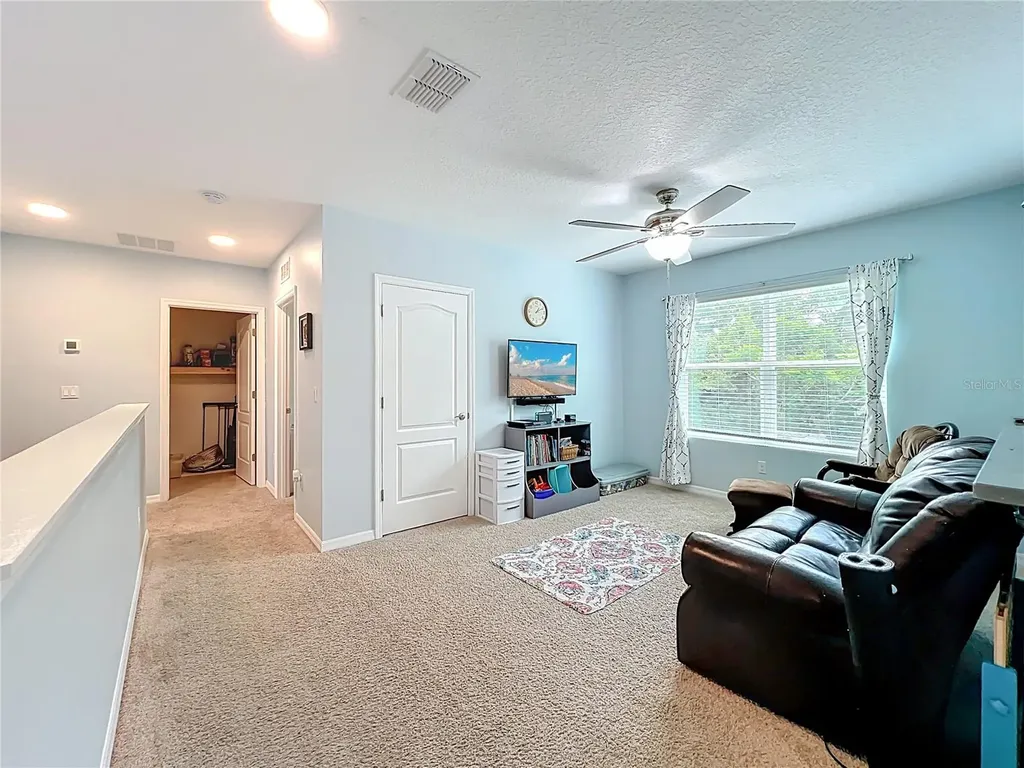 3657 Crimson Clover Drive Mount Dora FL 32757