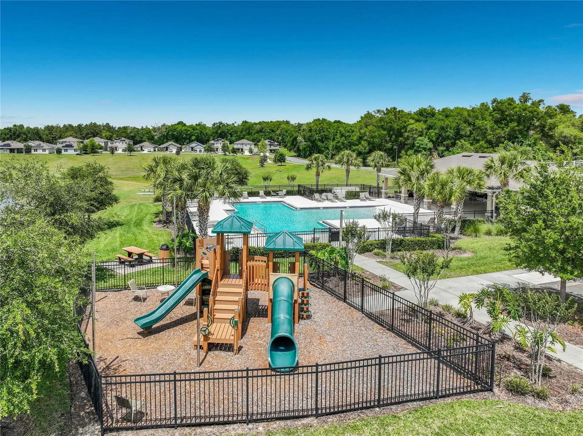 3657 Crimson Clover Drive Mount Dora FL 32757