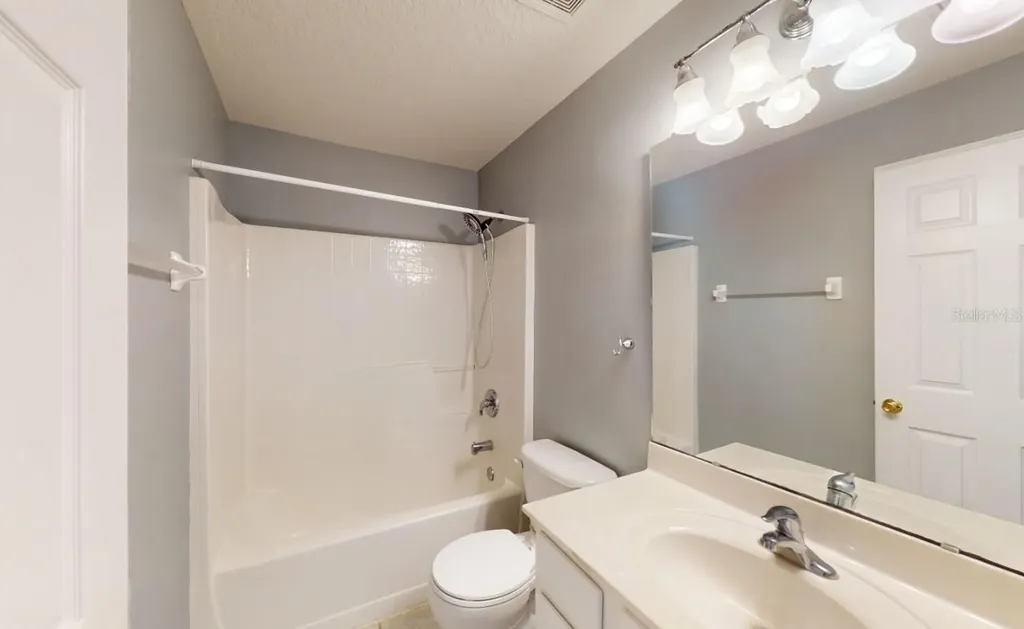 11245 Castlemain Circle N Jacksonville FL 32256