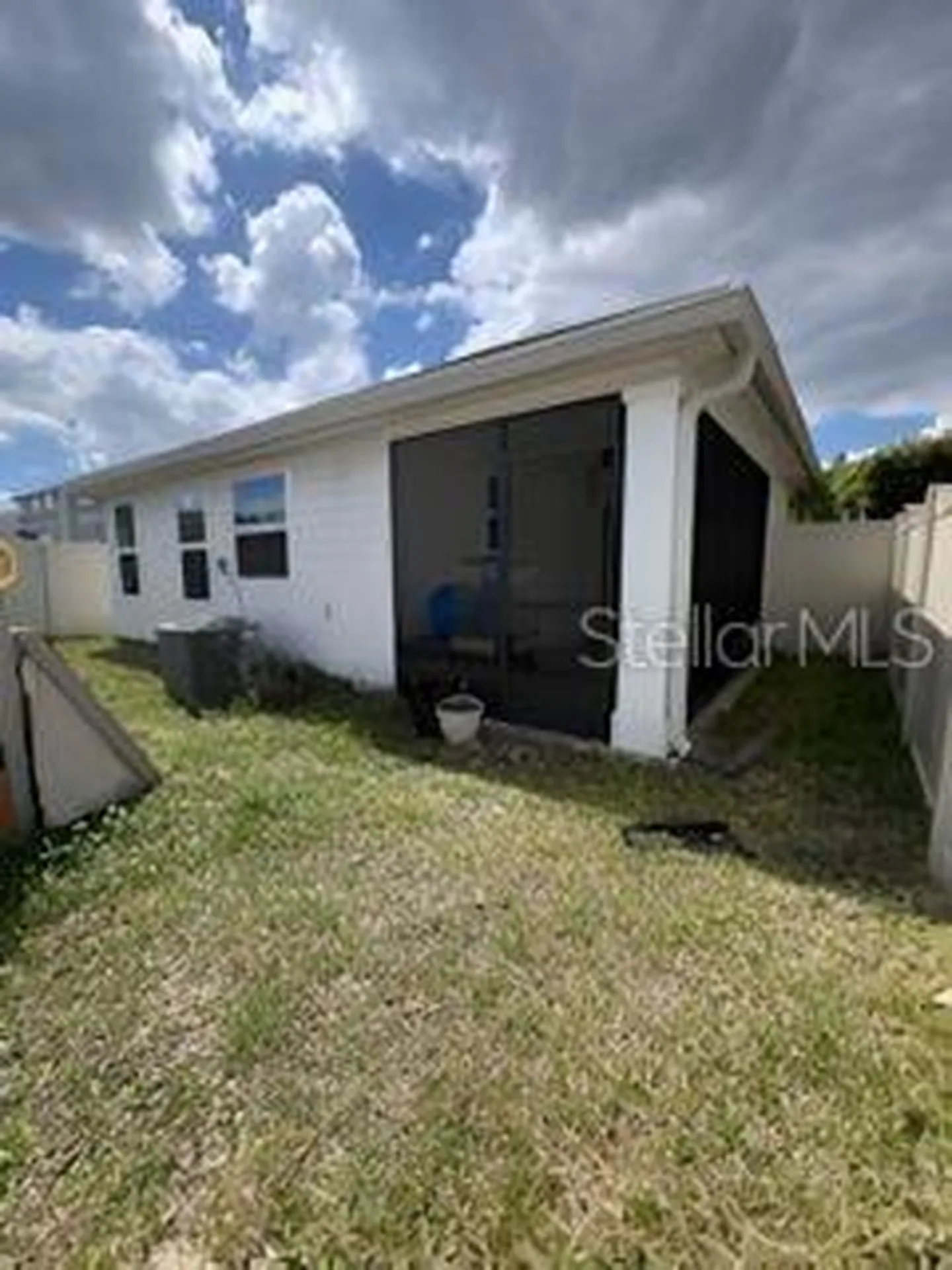 8083 Guild Way Jacksonville FL 32222