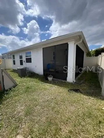 8083 Guild Way Jacksonville FL 32222