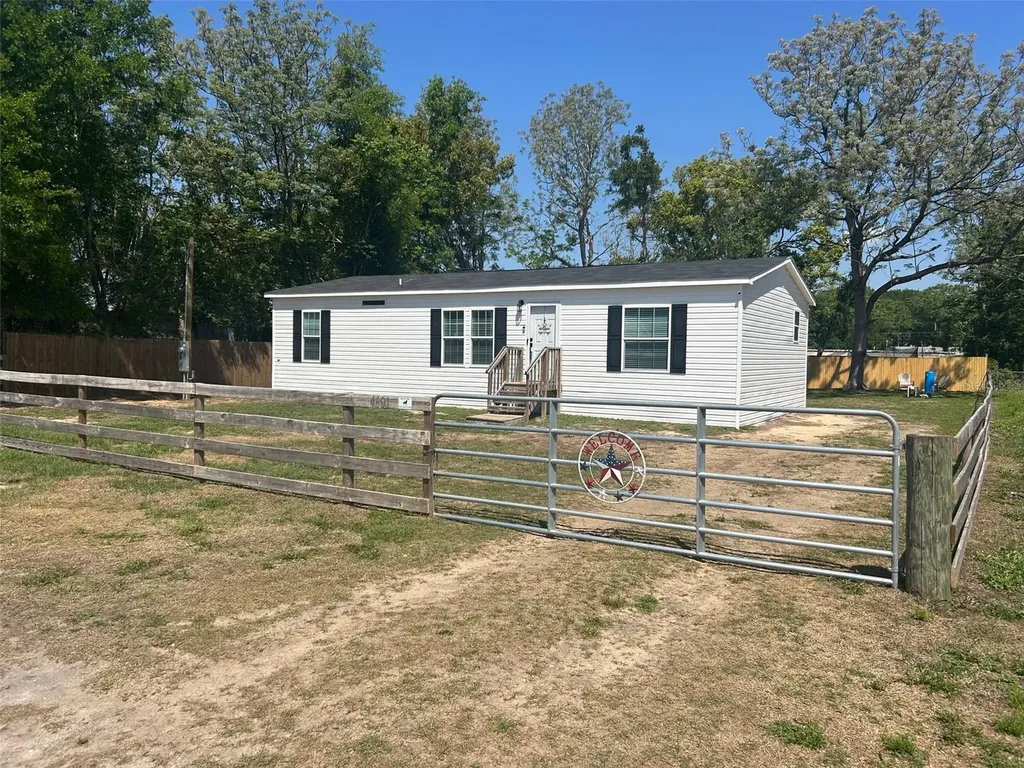 4601 Oak Street Fruitland Park FL 34731