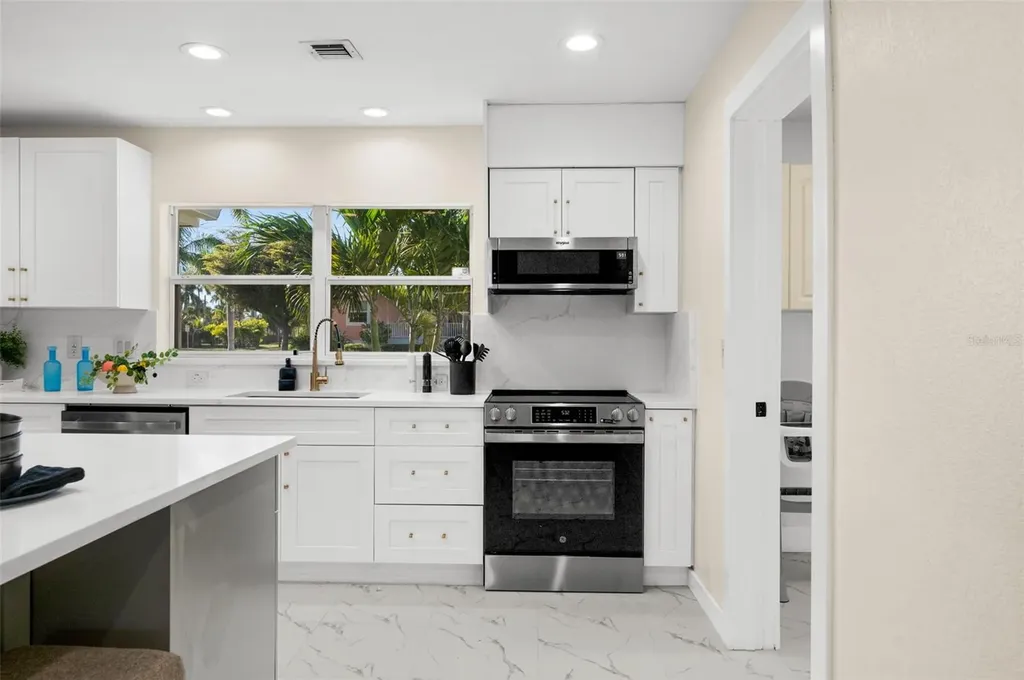 625 W Olympia Avenue Punta Gorda FL 33950
