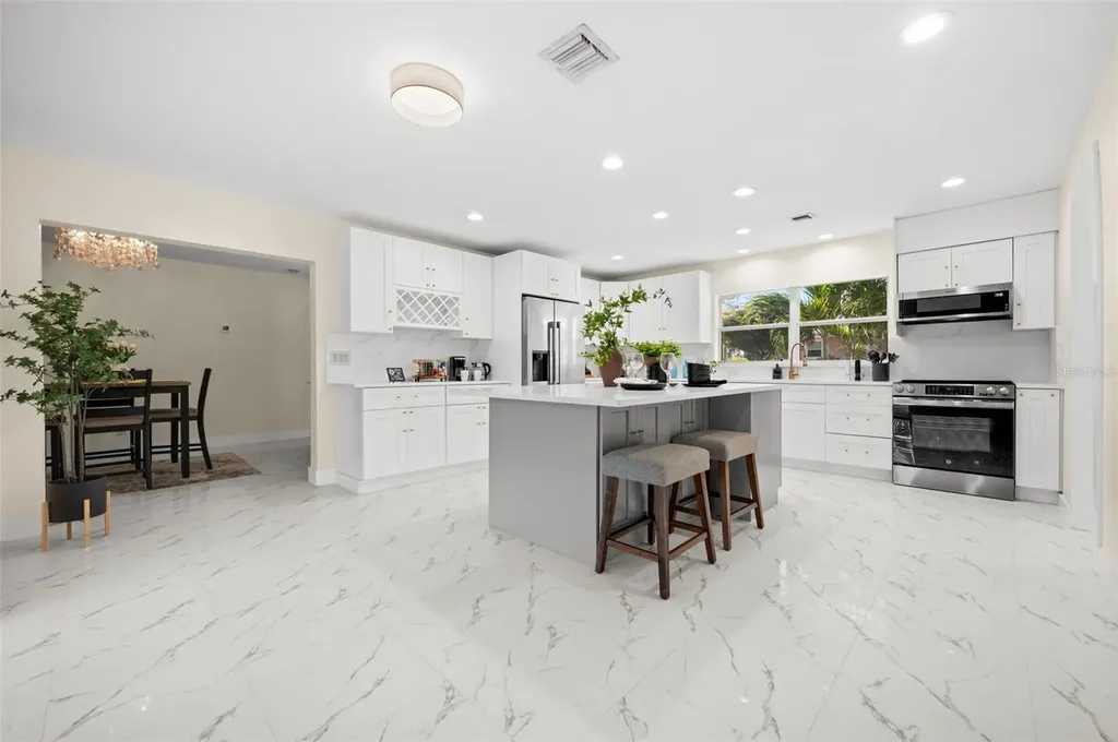 625 W Olympia Avenue Punta Gorda FL 33950