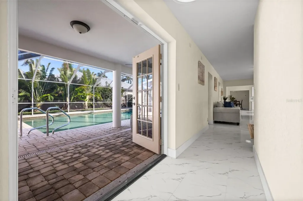 625 W Olympia Avenue Punta Gorda FL 33950