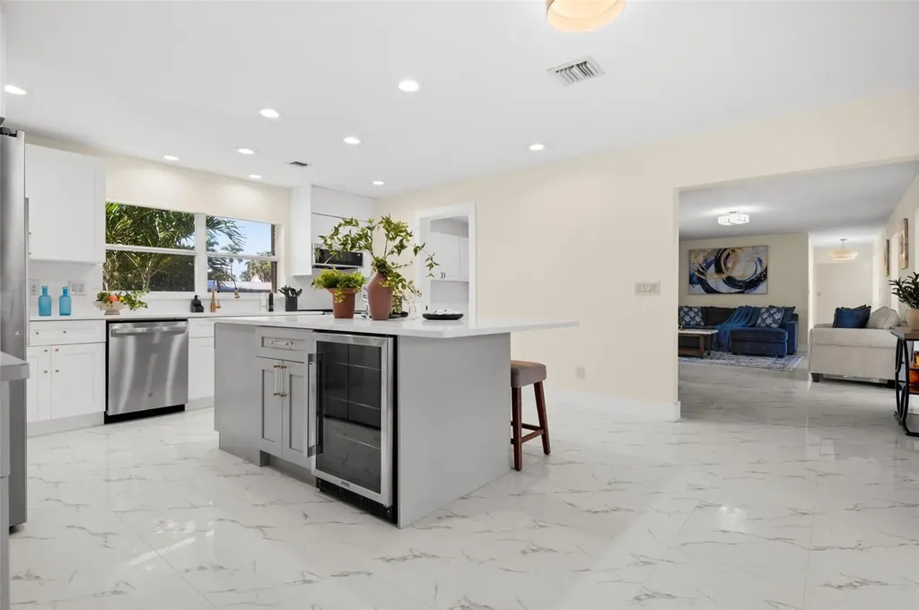 625 W Olympia Avenue Punta Gorda FL 33950