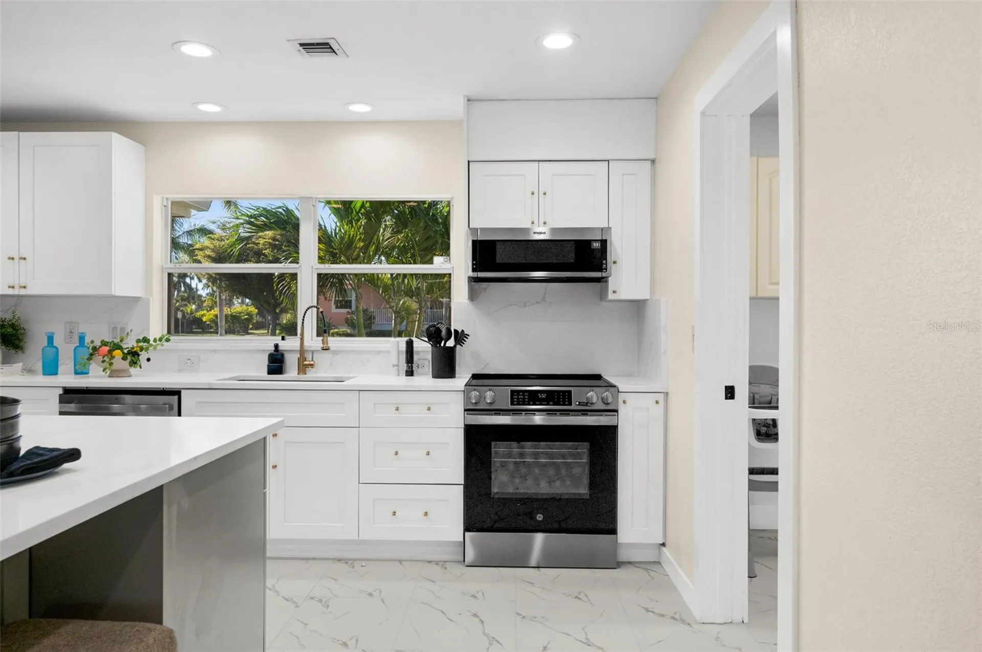 625 W Olympia Avenue Punta Gorda FL 33950