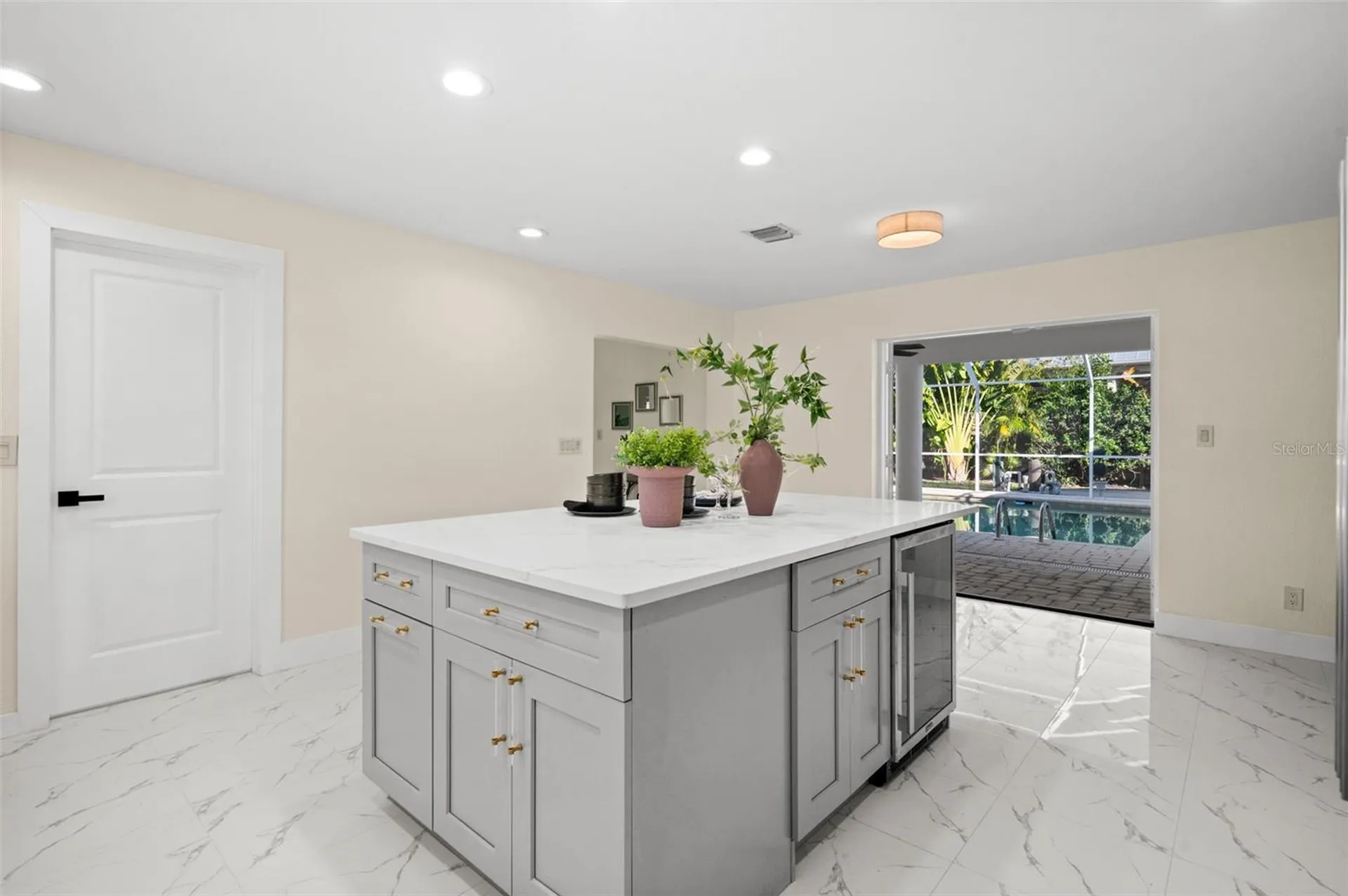 625 W Olympia Avenue Punta Gorda FL 33950