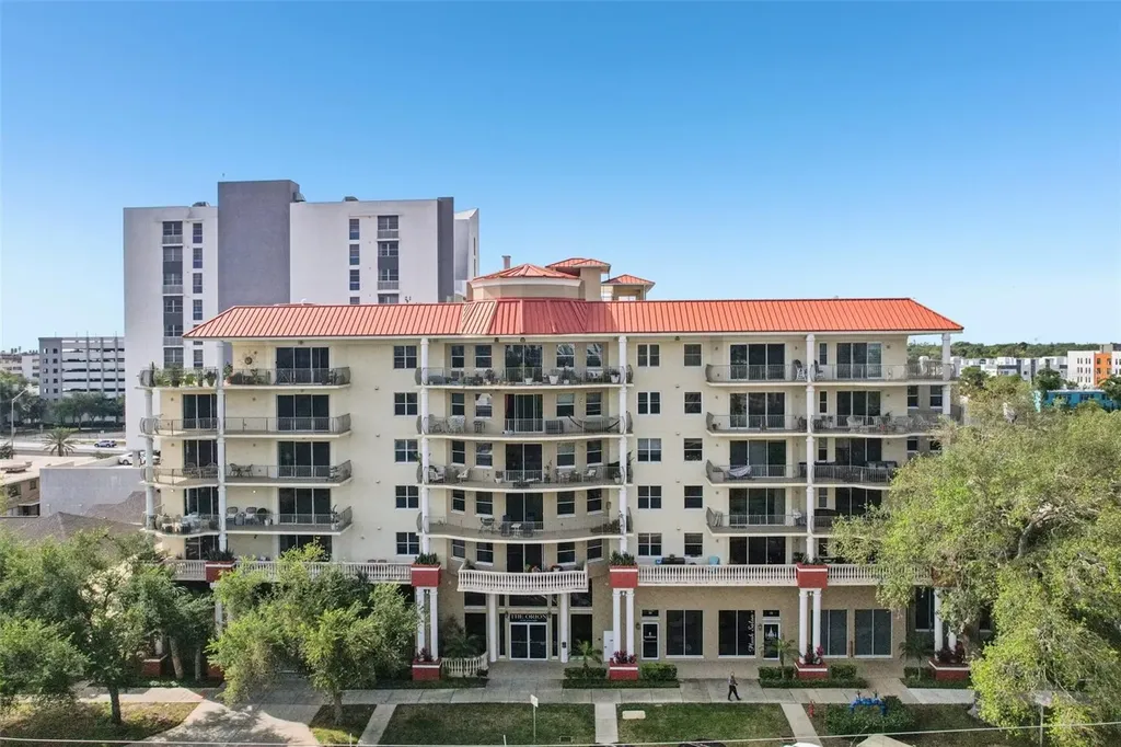750 4th Avenue S St Petersburg FL 33701