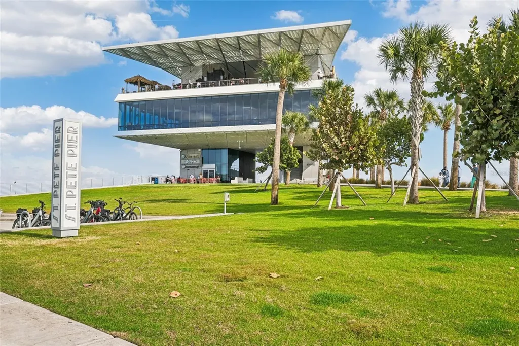 750 4th Avenue S St Petersburg FL 33701