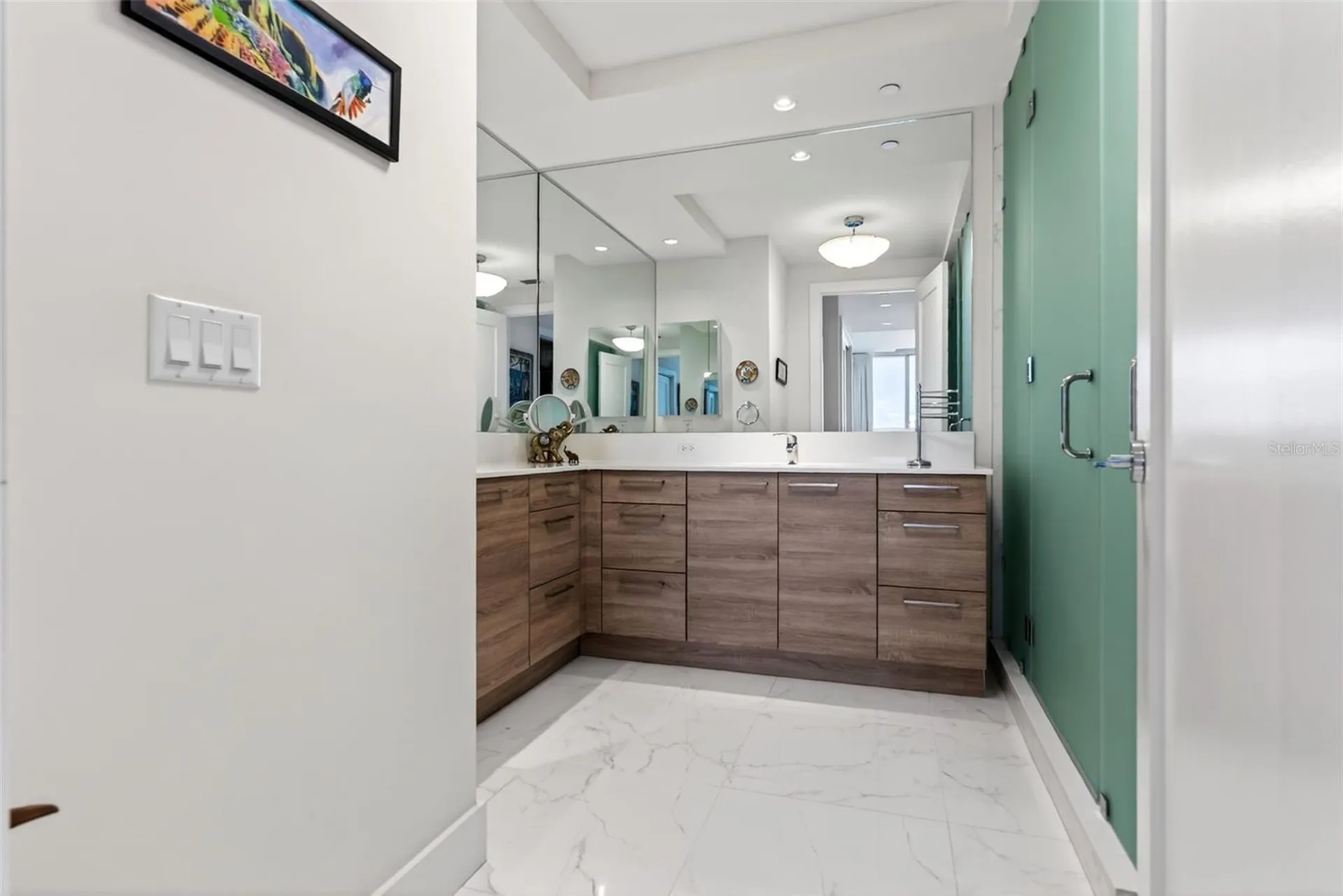 111 S Pineapple Avenue Sarasota FL 34236