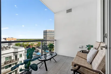 111 S Pineapple Avenue Sarasota FL 34236