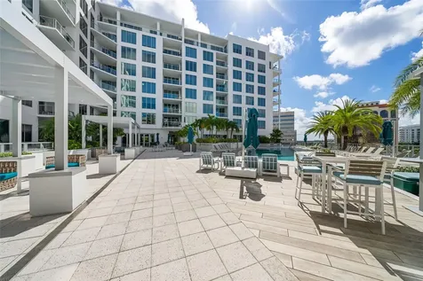 111 S Pineapple Avenue Sarasota FL 34236