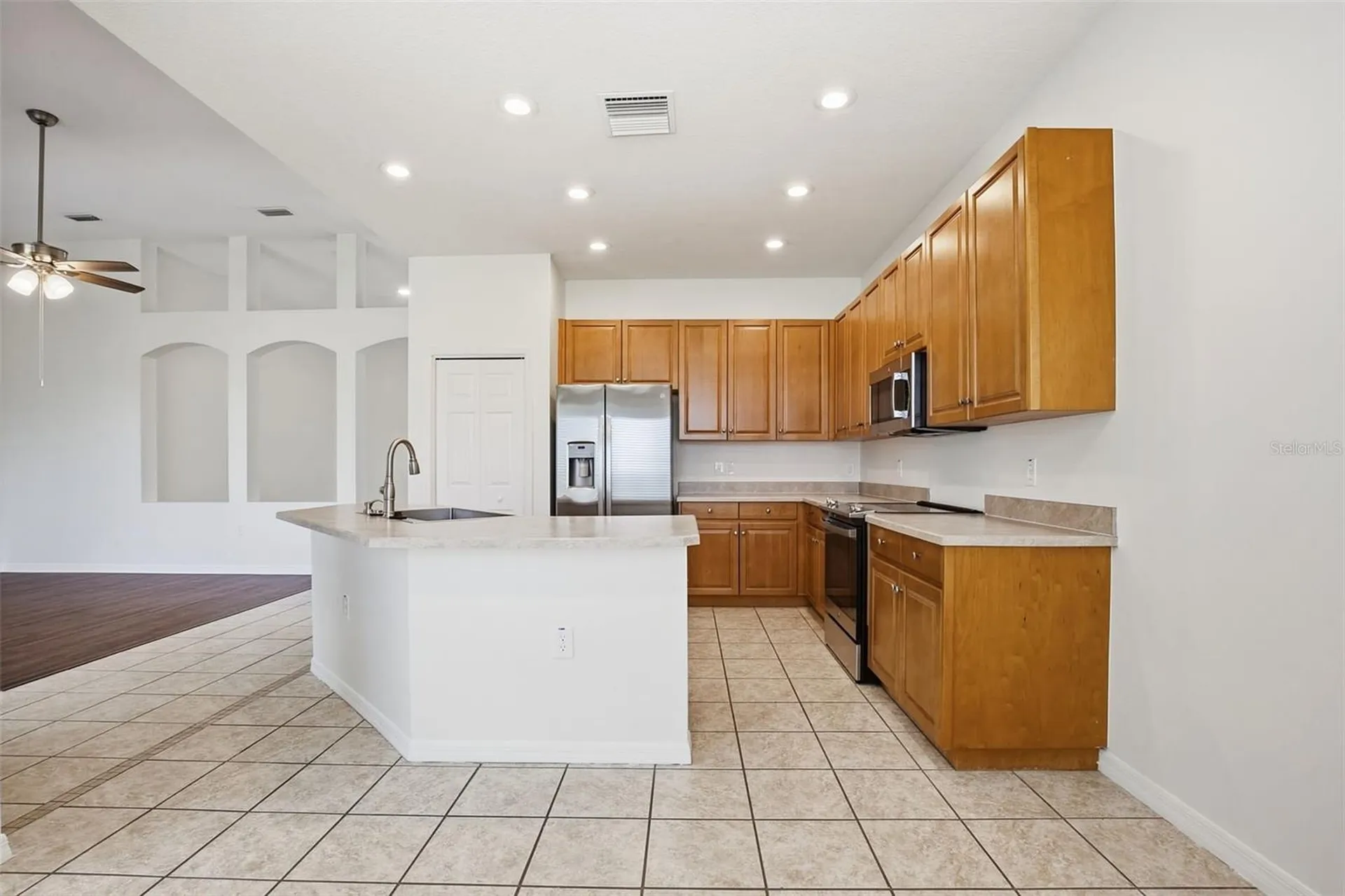 5917 Wedgefield Drive Zephyrhills FL 33541