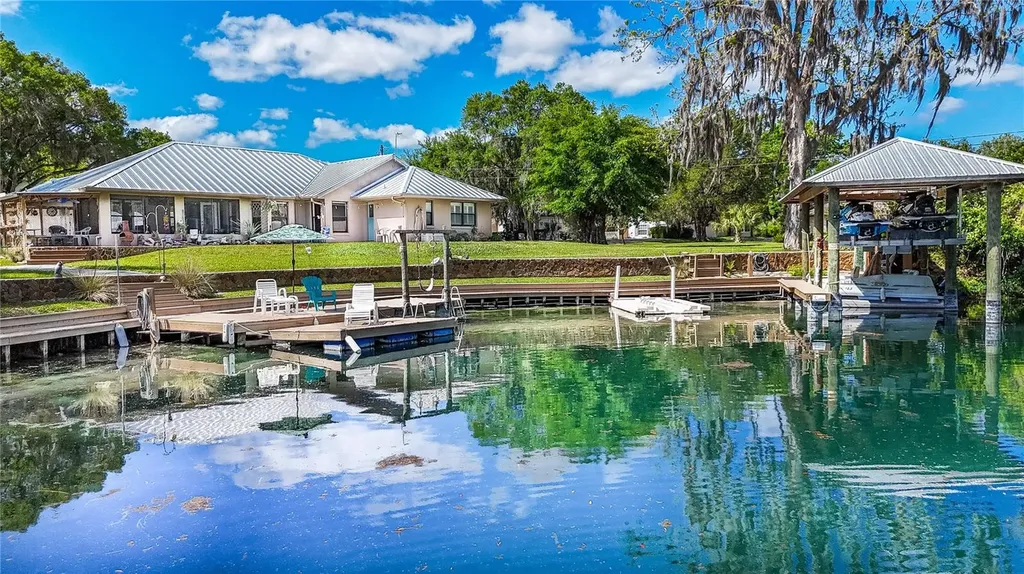 11635 E Blue Cove Drive Dunnellon FL 34432