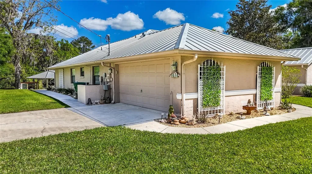 11635 E Blue Cove Drive Dunnellon FL 34432