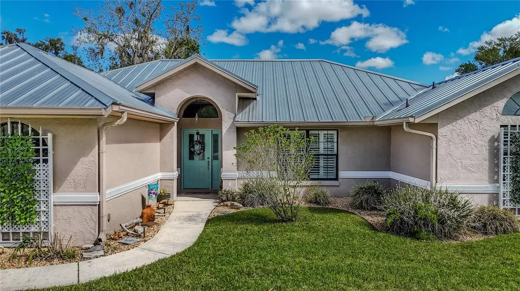 11635 E Blue Cove Drive Dunnellon FL 34432