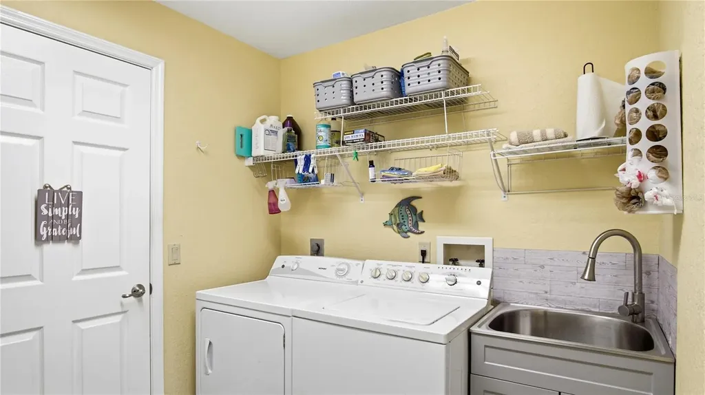 11635 E Blue Cove Drive Dunnellon FL 34432