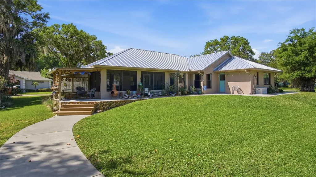 11635 E Blue Cove Drive Dunnellon FL 34432