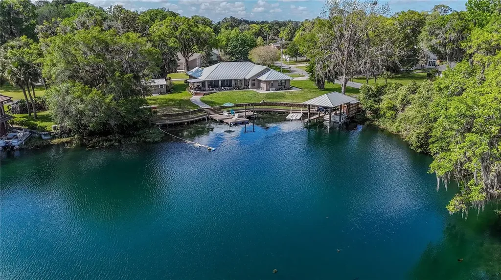 11635 E Blue Cove Drive Dunnellon FL 34432