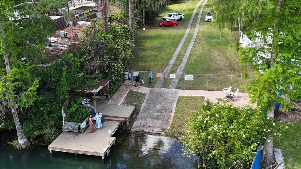11635 E Blue Cove Drive Dunnellon FL 34432