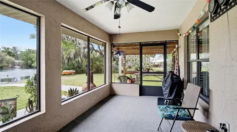 11635 E Blue Cove Drive Dunnellon FL 34432
