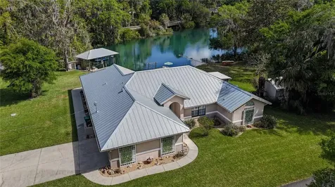 11635 E Blue Cove Drive Dunnellon FL 34432