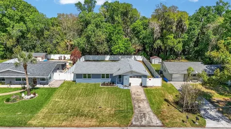 327 London Road Daytona Beach FL 32117