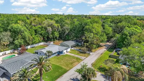 327 London Road Daytona Beach FL 32117