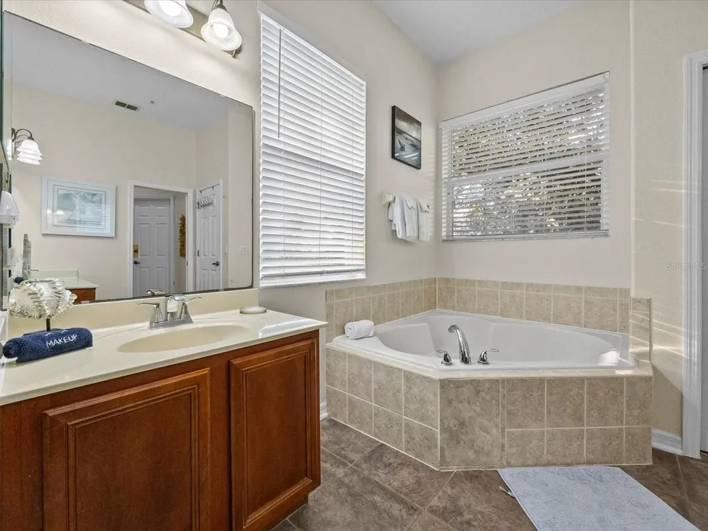 1229 Molona Street Reunion FL 34747