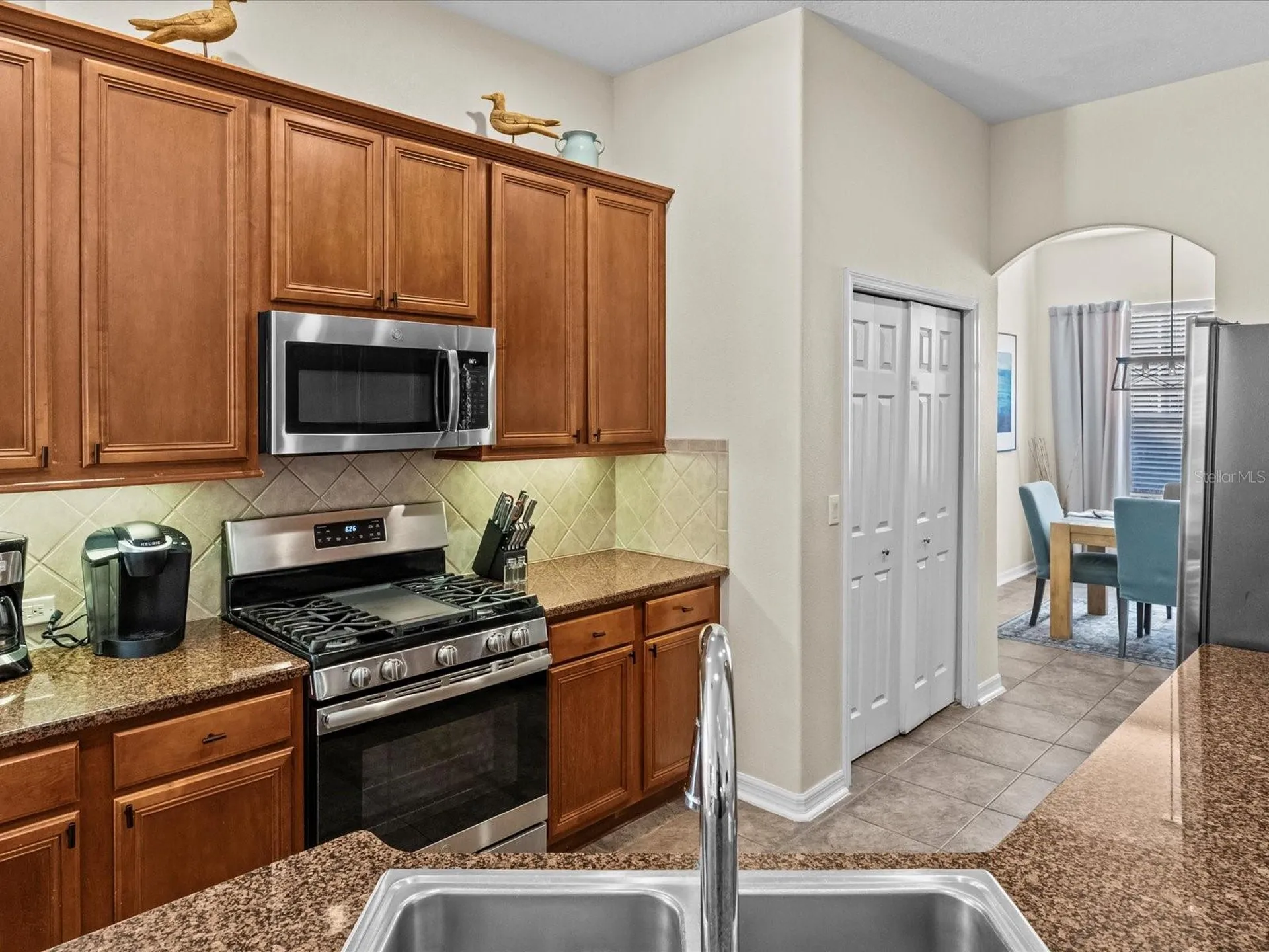 1229 Molona Street Reunion FL 34747