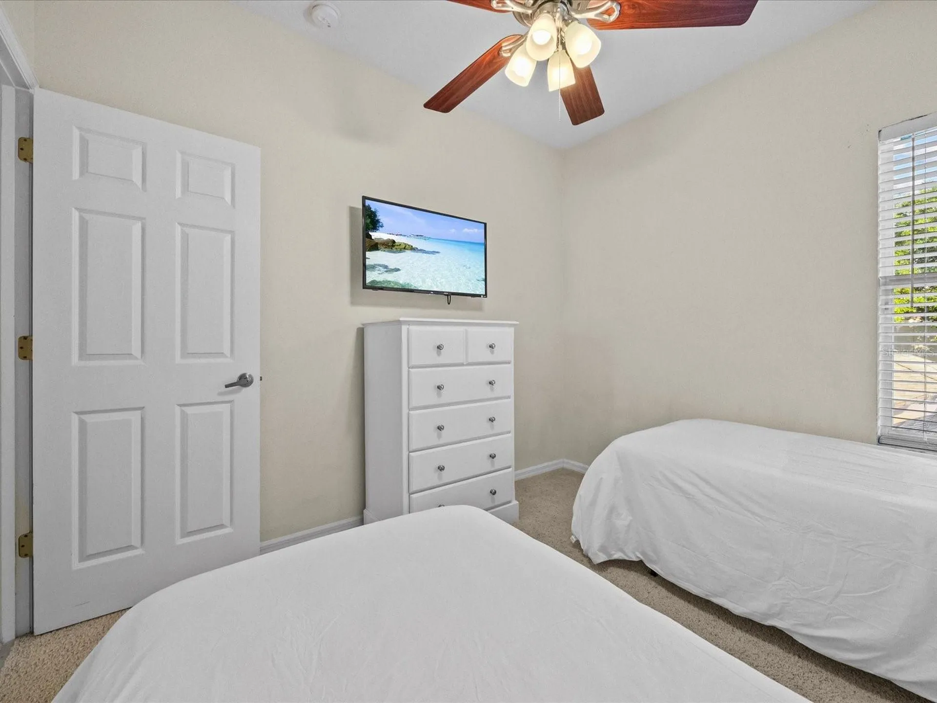 1229 Molona Street Reunion FL 34747