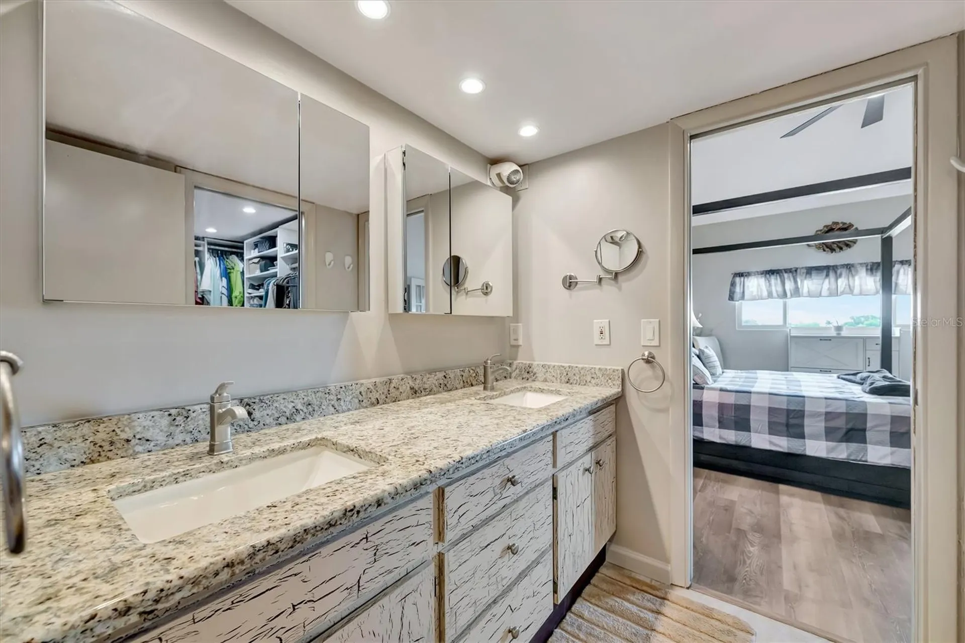 9604 Cortez Road W Bradenton FL 34210