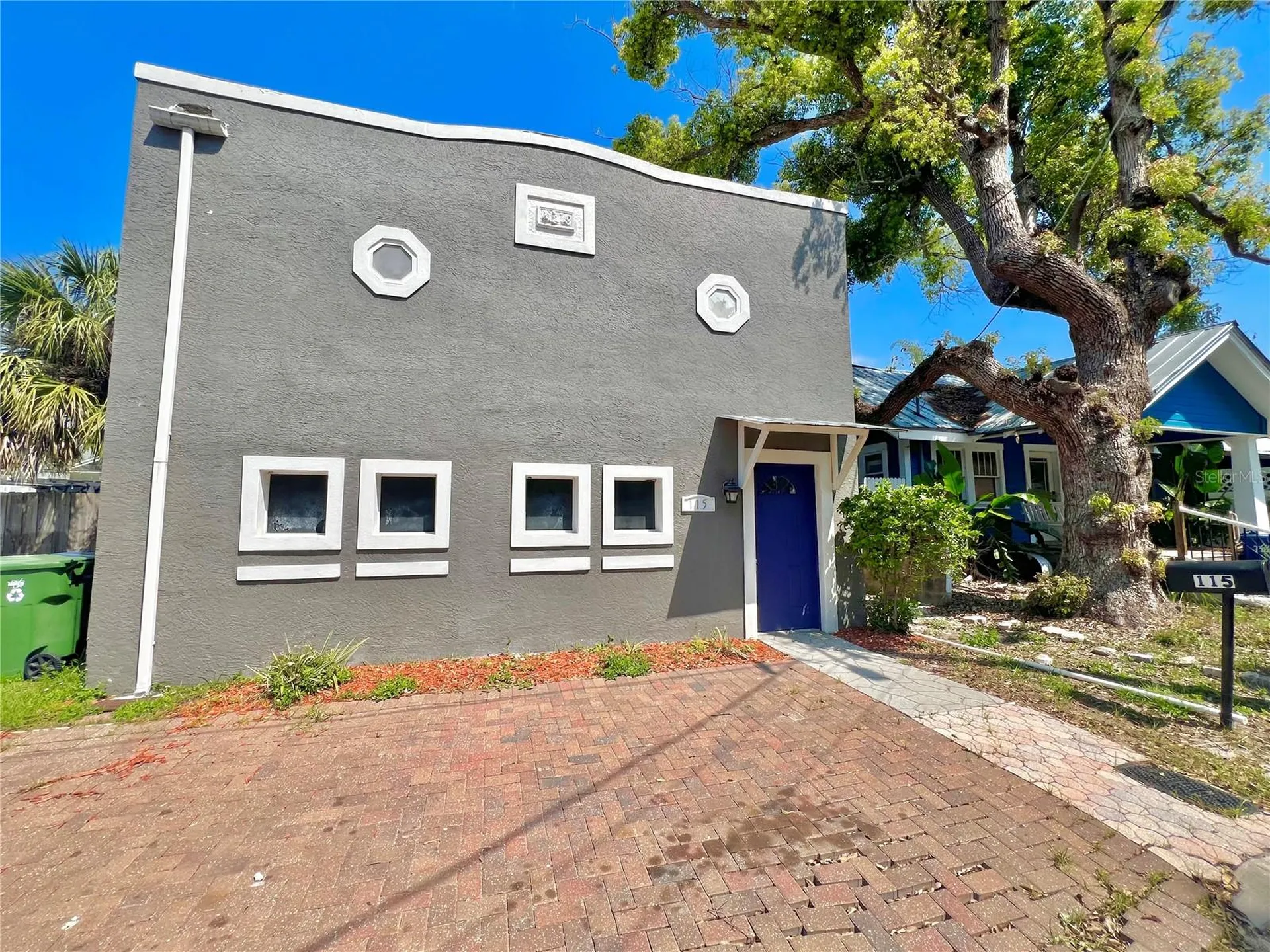 115 W Allison Court Tampa FL 33603